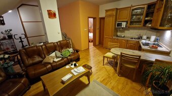 Predám nadštandard 2-izbový byt, Centrum Trnavy, Garáž - 5