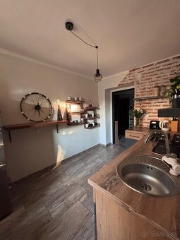 PREDAJ 2 IZB B YT NITRA - CENTRUM, STARÉ MESTO - 5