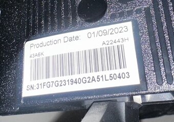 Mechanicky poškodený televízor Hisense - 5