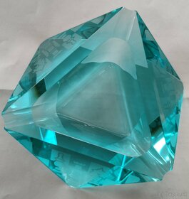 Retro věci  - popelníky, bakelitové rádio, lampa,baterky - 5