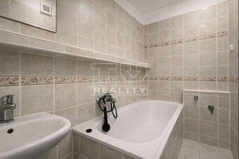 Priestranný 2 izbový byt v tichej lokalite Staré mesto -... - 5