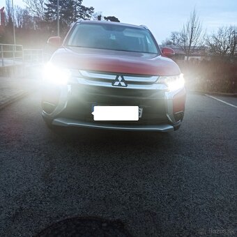 Mitsubishi Outlander 4x4 2.2DID 7-miestne - 5