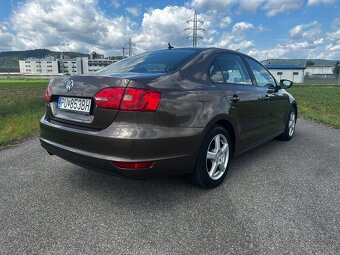 VOLKSWAGEN JETTA 1.2 tsi - 5