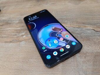 Asus zenfone 9 - 5