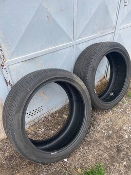 Pirelli 235/40 R19 - 5