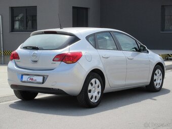 Opel Astra 1.7 CDTi 110k Enjoy - 5