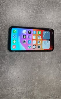 Apple iPhone 11 64 gb - 5