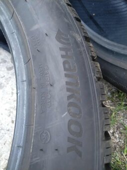 255/45 R 19 104 V XL zimné HANKOOK 99 % stav. - 5