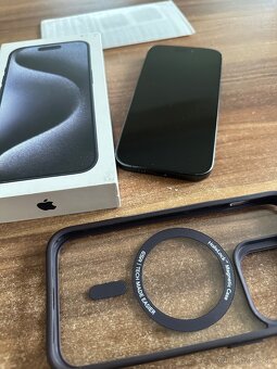 Predám Apple IPhone 15 Pro 128GB - 5
