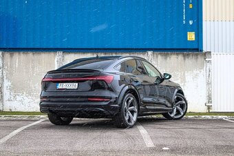 Audi E-tron S quattro - 5