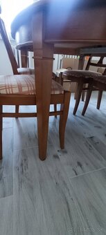 Drevený masívny jedálenský rozkladací stôl - 5