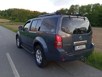Predám Nissan patfinder 2,5 TDI 4x4 - 5
