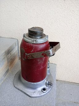 Hydraulicky zdvihak - 5