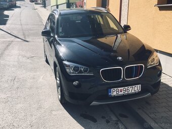 BMW X1 20xd 4x4 automat pri rychlom jednani zlava - 5