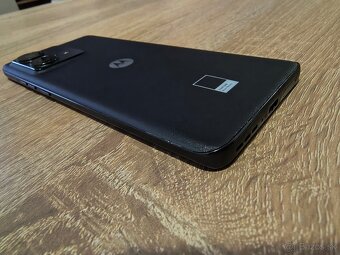 Motorola Edge 40 Neo 12/256GB Black - 5
