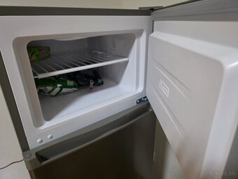Skoro nová chladnička s mrazničkou na predaj - 5