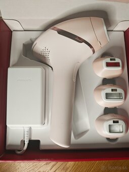 Philips Lumea BRI976/00 - IPL depilátor s nadstavcami v supe - 5