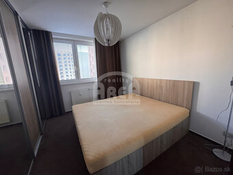 Na prenájom 4- izbový byt na sídlisku SNP v Michalovciach - 5