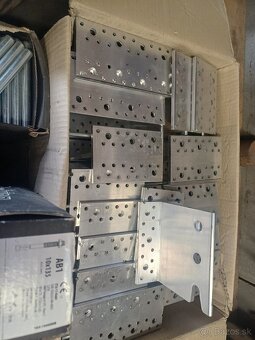 Rothoblaas kotvy - 5