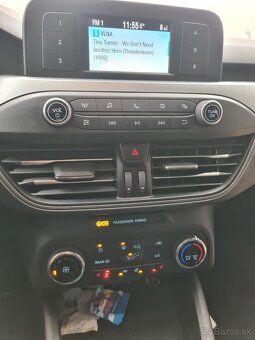 ford focus combi 1,5 ecoblue /2019 - 5