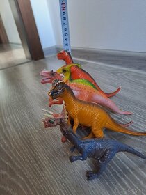 Stredné dinosaury, 6x 15cm - 5