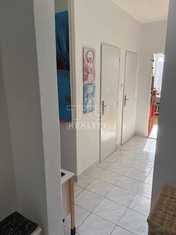 Vynikajúca poloha-Staré mesto, 3izbový byt - 5