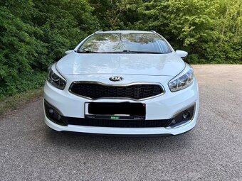 Kia ceed sw - 5