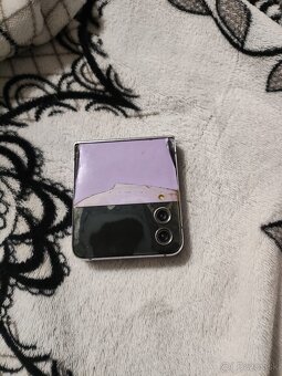 Samsung z Flip 4 - 5