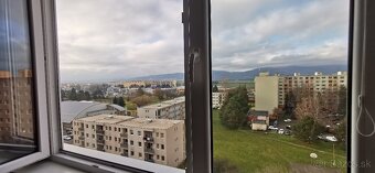 Predám 2 izbový byt - 5