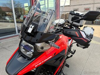 Suzuki DL1050 Vstrom - 5