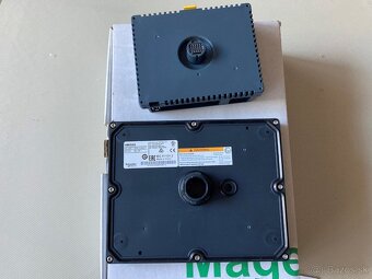 Predám HMI panel Schneider Magelis HMISTU855 - 5