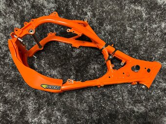Rám z ktm sxf 450 2022, nádrž, - 5