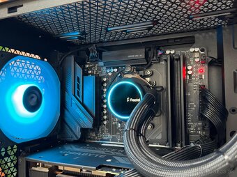 Ryzen 9 9950X\32GB\RTX 4070\SSD\1000W Zdroj - 5