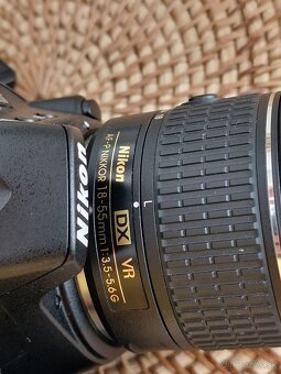 Nikon D5600 + 18-55 mm AF-P VR Kit - 5