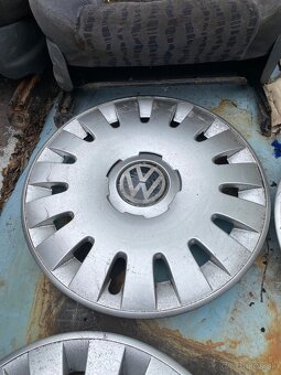 Puklice Volkswagen r16 - 5
