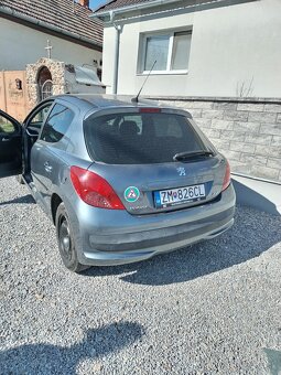 Predám Peugeot 207 1.4 hdi, r.v.2007 - 5