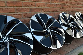 5x112 R19 Hlinikove disky Org. VW model Narvic - 5