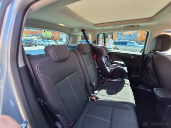 Opel Zafira tourer - 5