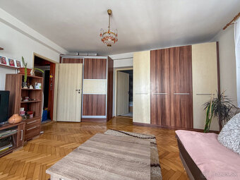 Príjemný 2i byt s 2 loggiami v centre Žiliny - 5
