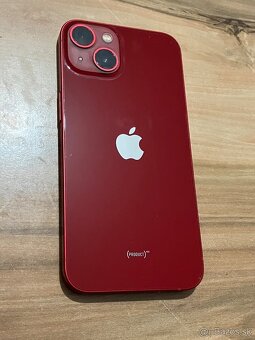 Predám Apple iPhone 13 128GB RED Minimálne Známky - 5
