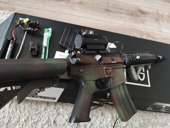 airsoftová replika M4A4 - 5
