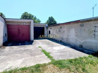 MUROVANÁ GARÁŽ, SVÄTOPLUKOVA ul., NOVÉ MESTO NAD VÁHOM - 5