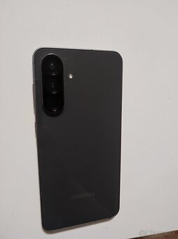 Predám Samsung galaxy a56 5G - 5