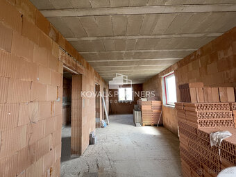 Rodinný dom v Nitrianskych Hrnčiarovciach - 5