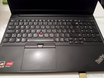 Ponukam Lenovo ThinkPad E15 - 5
