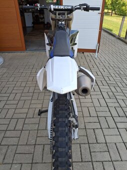 Predám Yamaha YZF 250 - 5