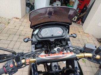 Honda nx 650 Dominator - 5