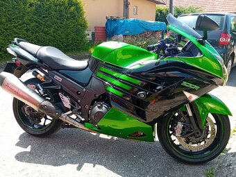 KAWASAKI ZZR 1400 performance - 5