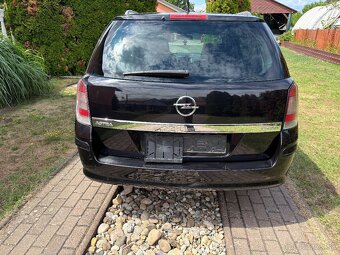 Predám Opel Astra H 1,7cdti caravan - 5
