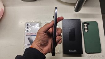 Samsung Galaxy S23 Plus 512GB - aj vymením - 5